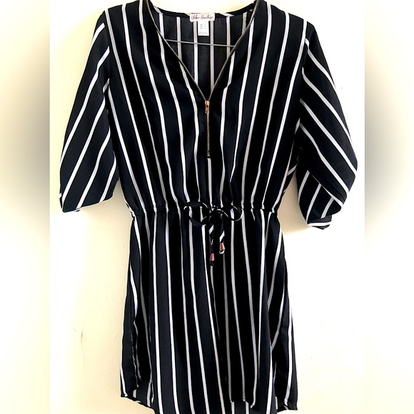 Urban Hertiage Striped Dress (B&W) - Picture 1 of 3
